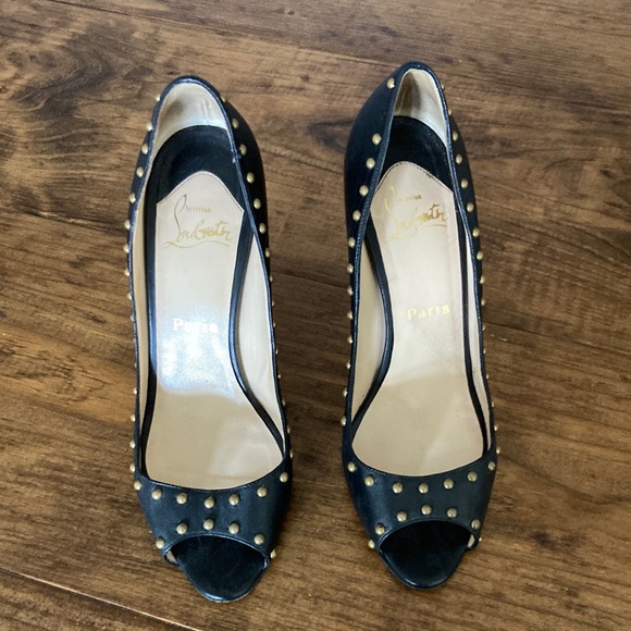 Christian Louboutin Peep Toe 100mm Stud Heels size 40 - Picture 2 of 12